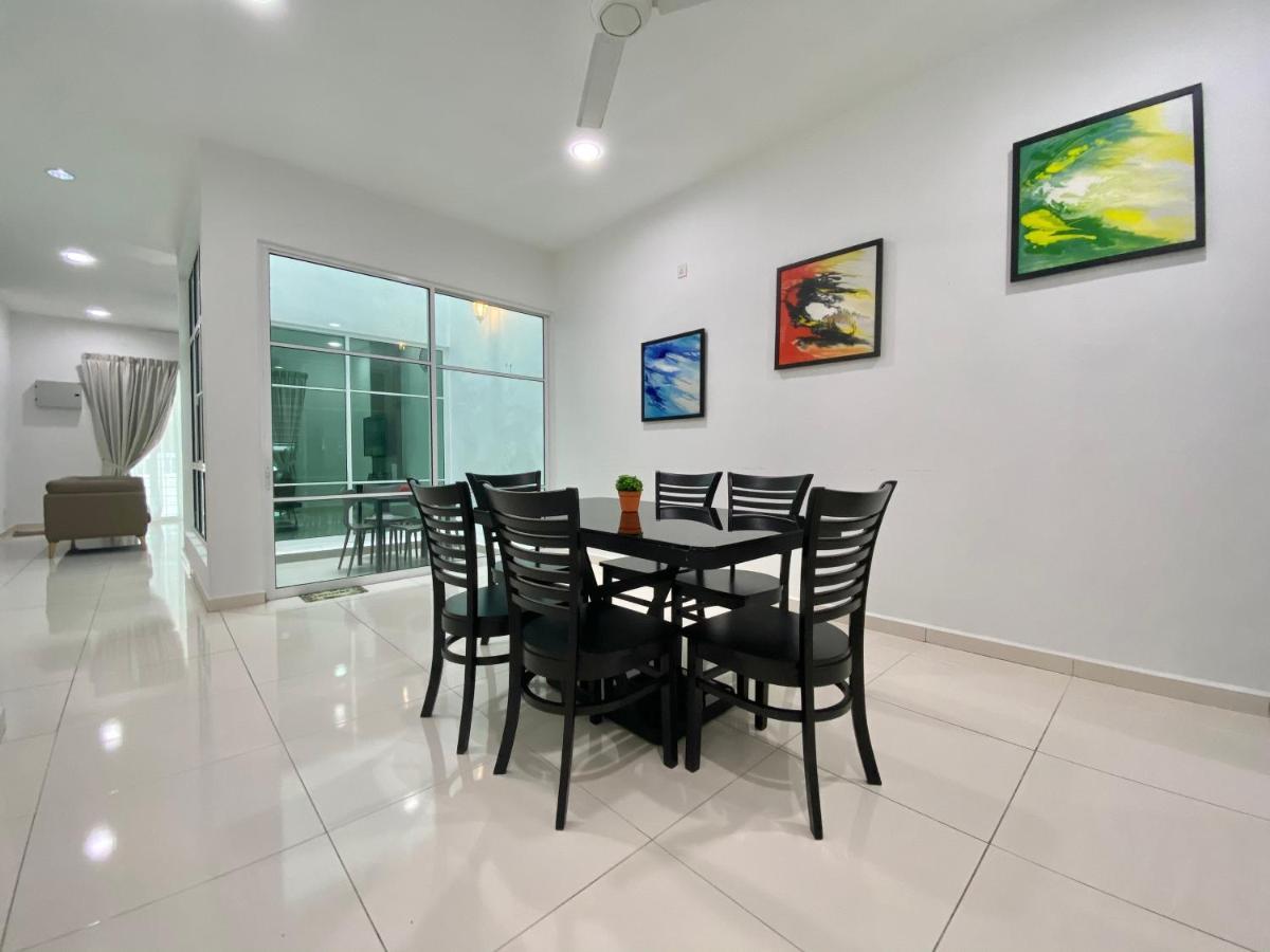 Langkawi Cozy Holiday Home At Taman Simfoni By Zervin Kuah Extérieur photo