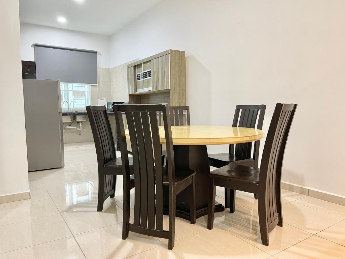 Langkawi Cozy Holiday Home At Taman Simfoni By Zervin Kuah Extérieur photo